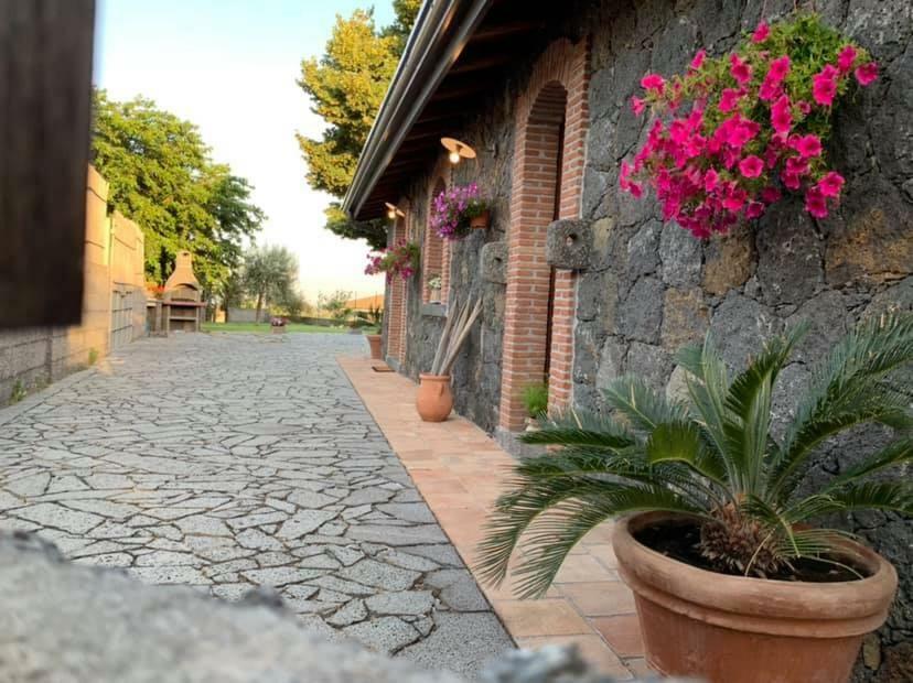 Apartamento Il Tiglio Viagrande Exterior foto